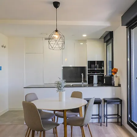 Cubo's Urban Sky La Gioia 6 Apartment Malaga