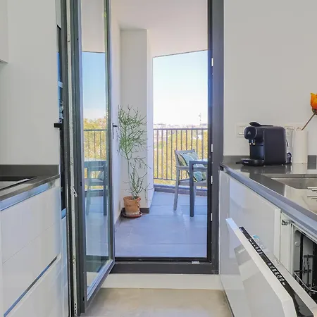 Cubo's Urban Sky La Gioia 6 Apartment *